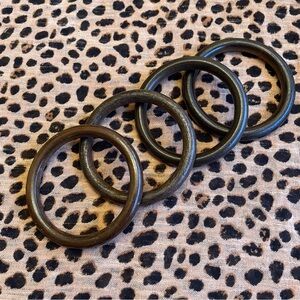 Set of 4 wood bangle bracelets